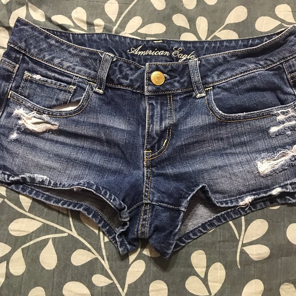 AE Distressed Jean Shorts - Picture 2 of 8